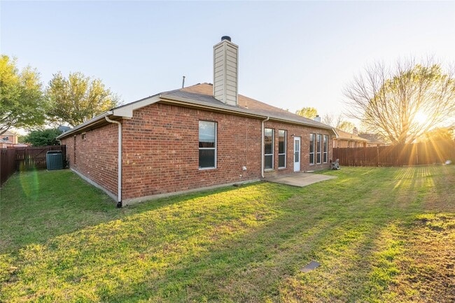 Building Photo - 15722 Wrangler Dr