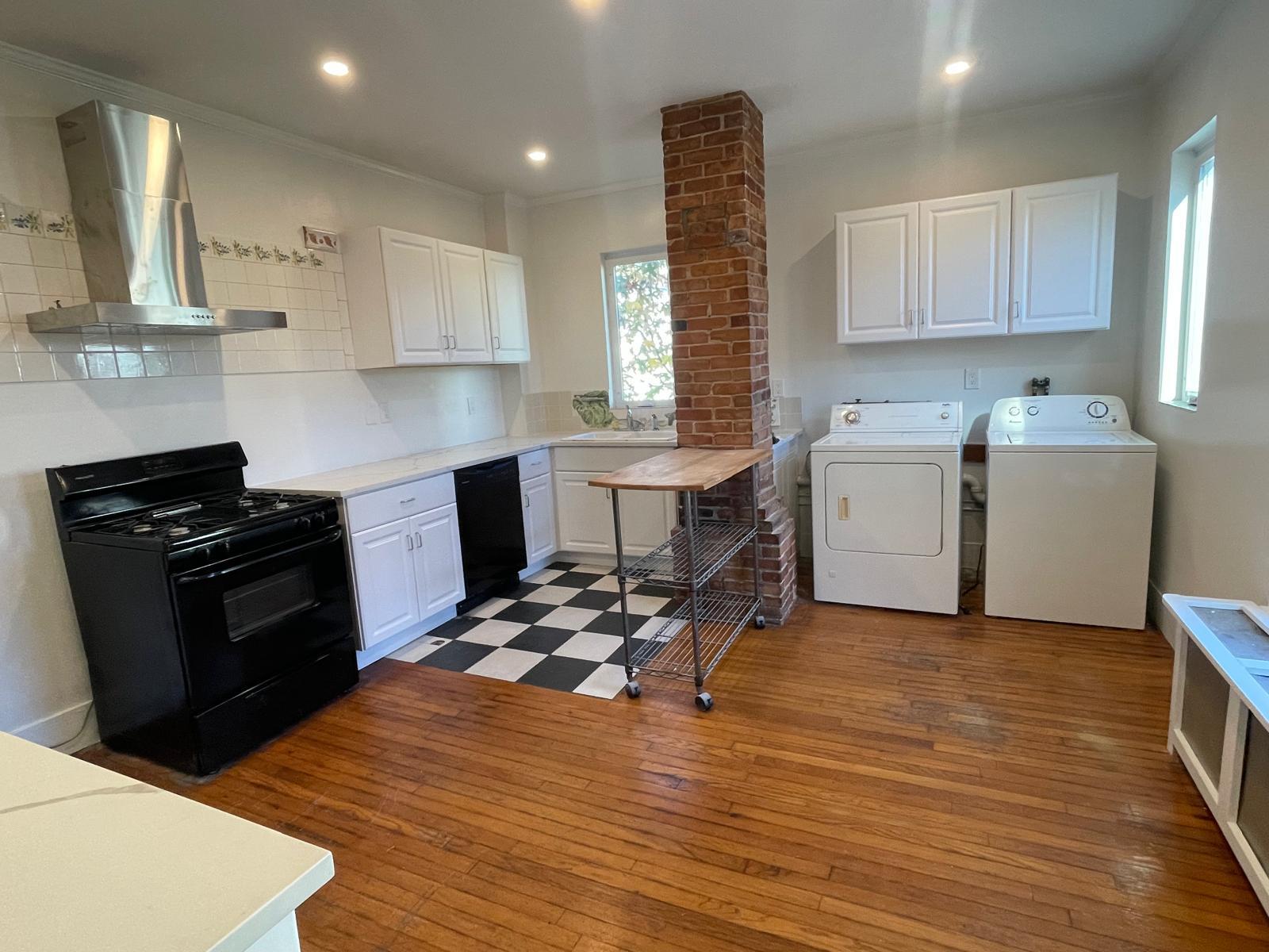 kitchen - 6 George St