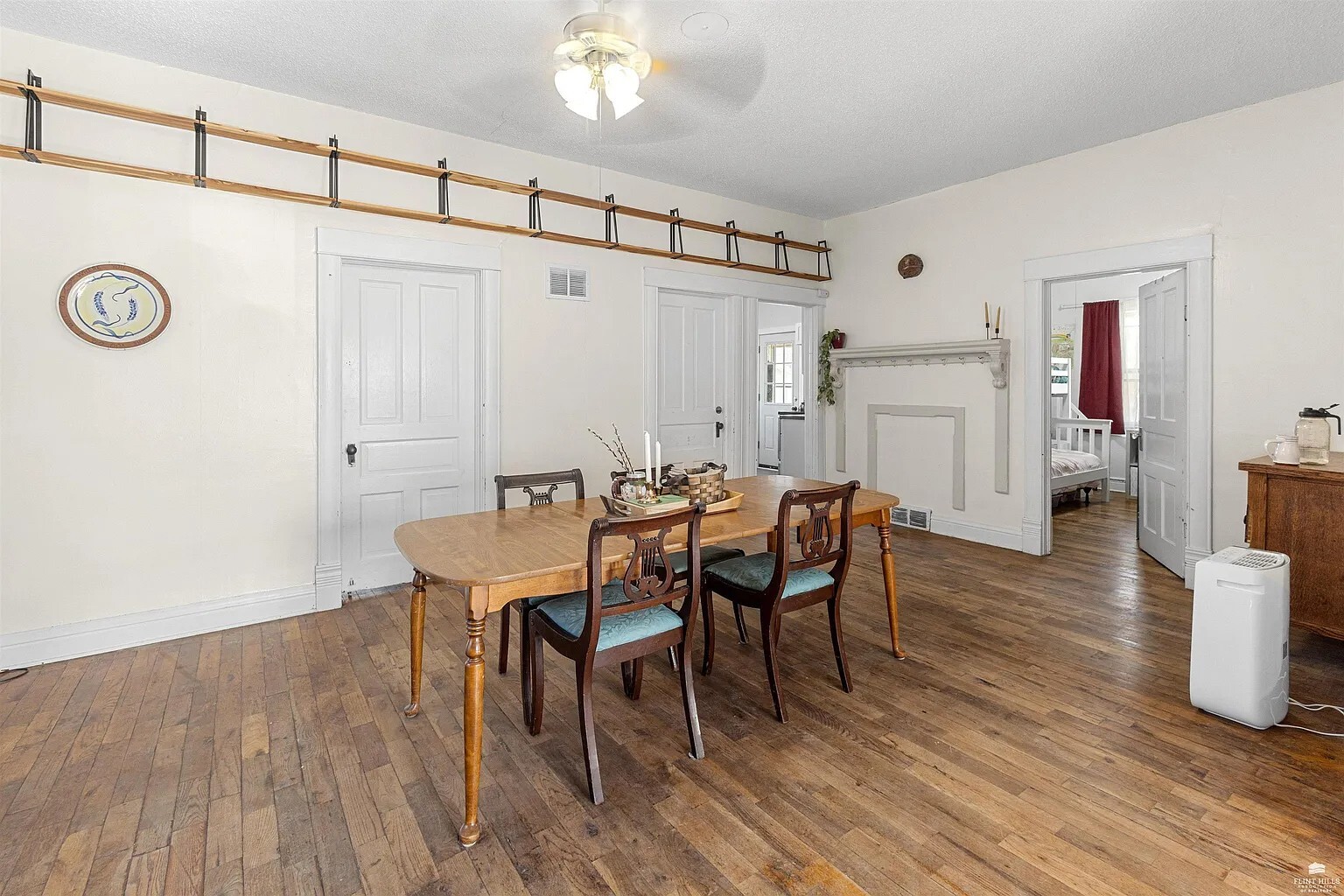 Building Photo - 1500 Houston St