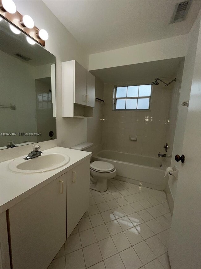 Building Photo - 21565 SW 87th Ct