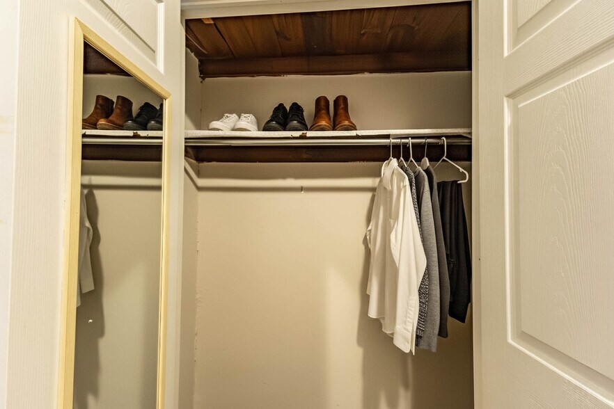 Building Photo - 4016 Spruce St