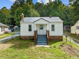 Building Photo - 434 Peachtree St