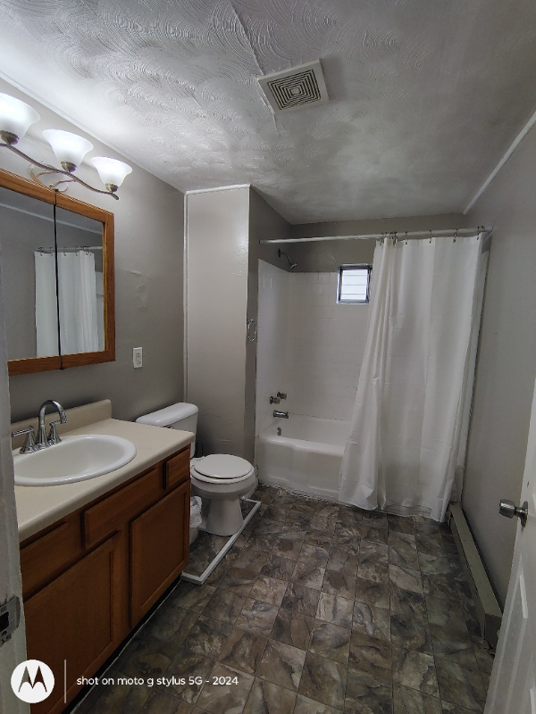 Building Photo - 24 24th St