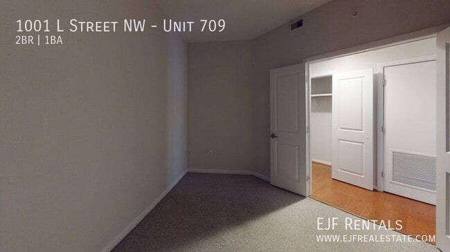 Building Photo - 1001 L St NW