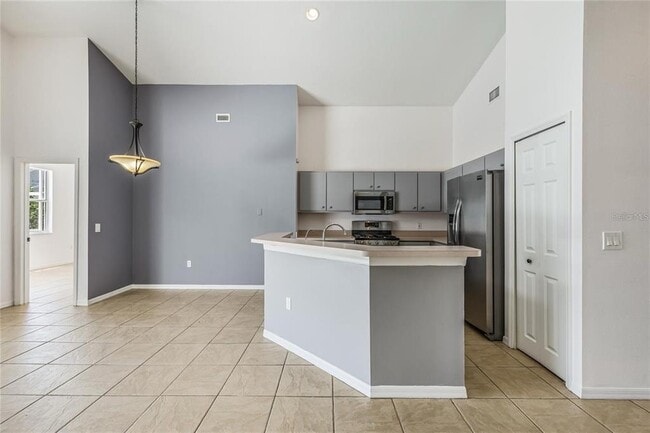 Building Photo - 520 Hollinghead Loop