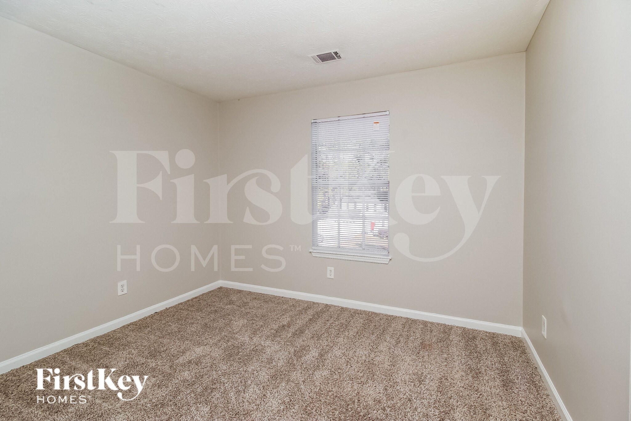 Building Photo - 457 Maid Marion Ln