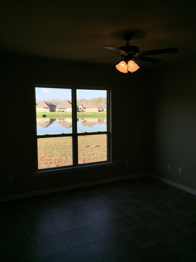 Building Photo - New Lake Front Home in Magnolia Lakes off ...