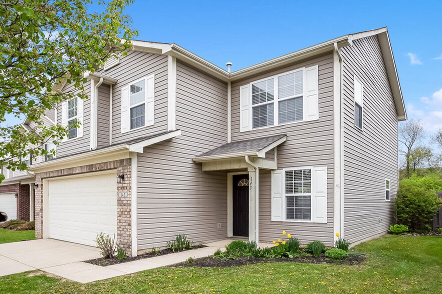 Building Photo - 143 Longleaf Ln