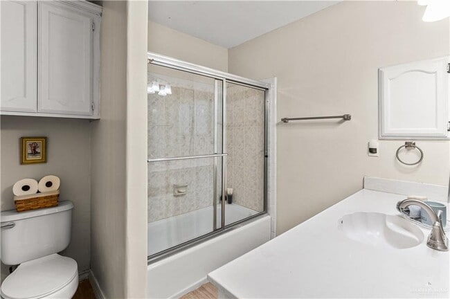 Building Photo - 1806 Lauren Ln