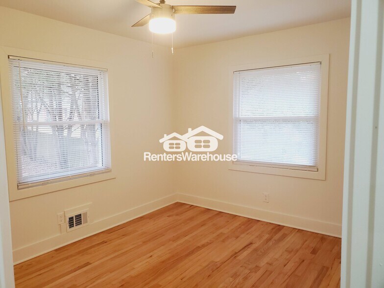 Building Photo - 441 Big John Trail SE