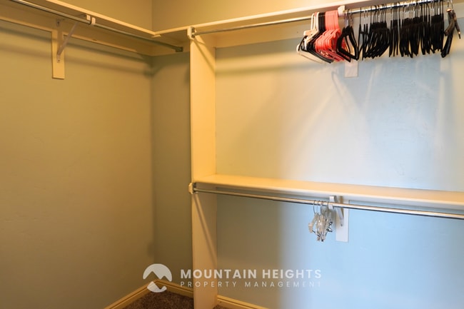 Building Photo - 10983 Sunup Way