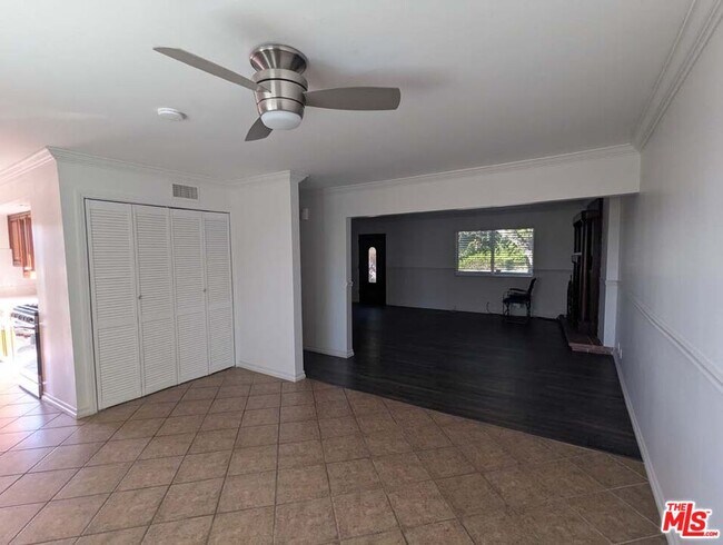 Building Photo - 508 Fernpark Dr