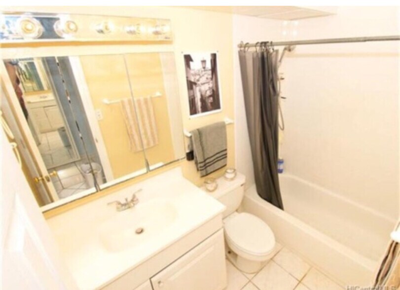 Building Photo - 778 Wiliwili St