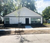 Building Photo - Italian Estates Property Management