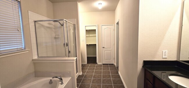 Building Photo - 1117 Caudle Ln
