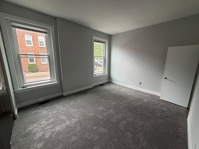 Building Photo - 2627 Floyd Ave