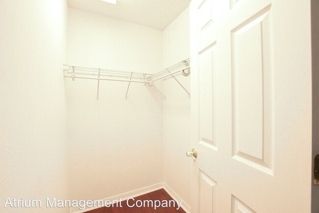 Building Photo - 2 Bed 2 Bath Apartment In the HEART OF THE...