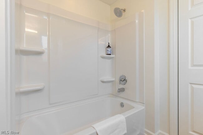 Building Photo - 4210 Clinton Ave