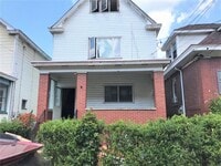 Building Photo - Valley Street 1102