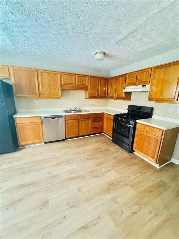 Building Photo - 146 Willow Stream Ct