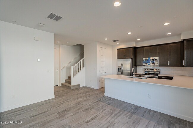 Building Photo - 4100 S Pinelake Way