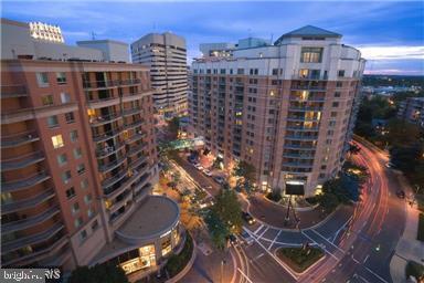 Building Photo - 7710 Woodmont Ave