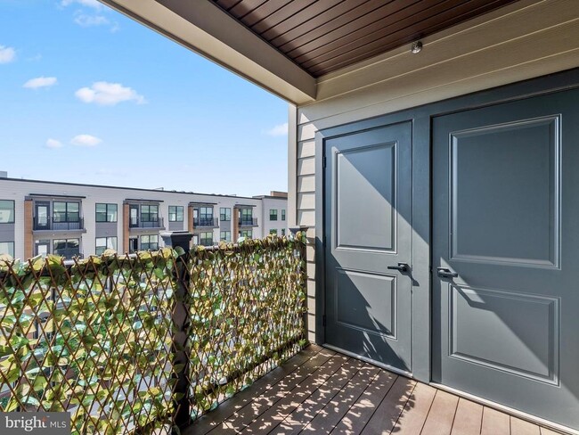 Building Photo - 12865 Mosaic Pk Wy