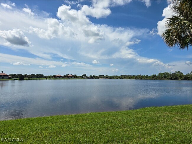 Building Photo - 25069 Peacock Ln