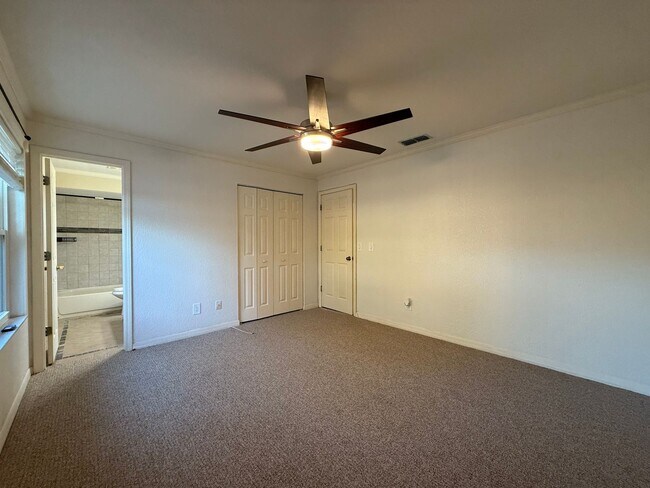 Building Photo - Beautifully updated 4-bedroom, 2-bathroom pool home