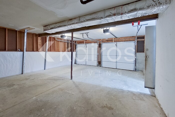Building Photo - 10301 Starhaven Cir