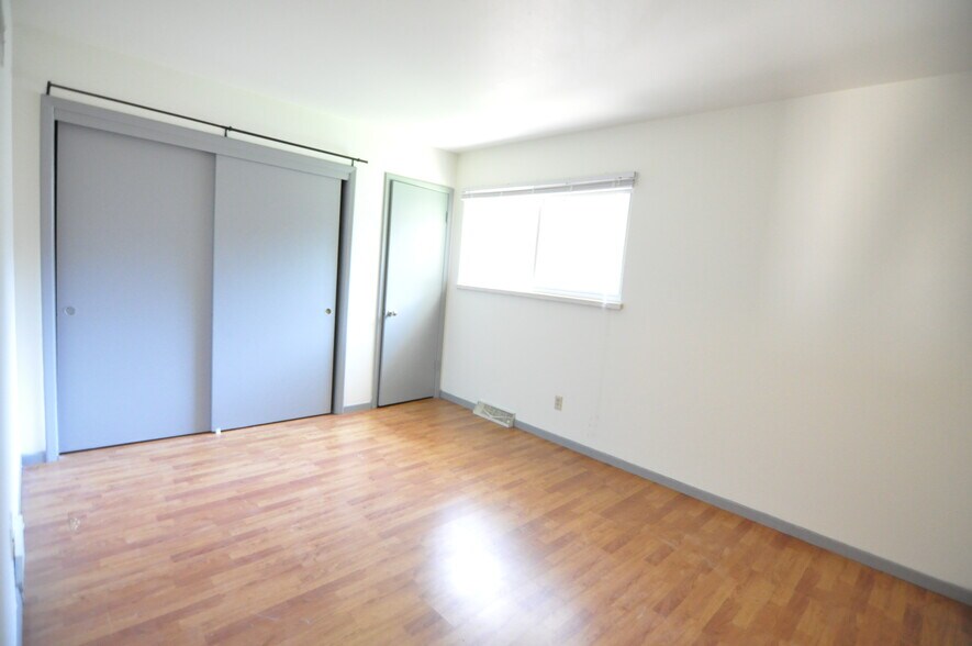 Building Photo - 46 Lakewood Garden Ln