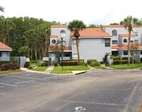 Building Photo - Lovely remodeled home available