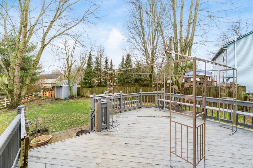 Building Photo - 260 Timber Ridge Dr