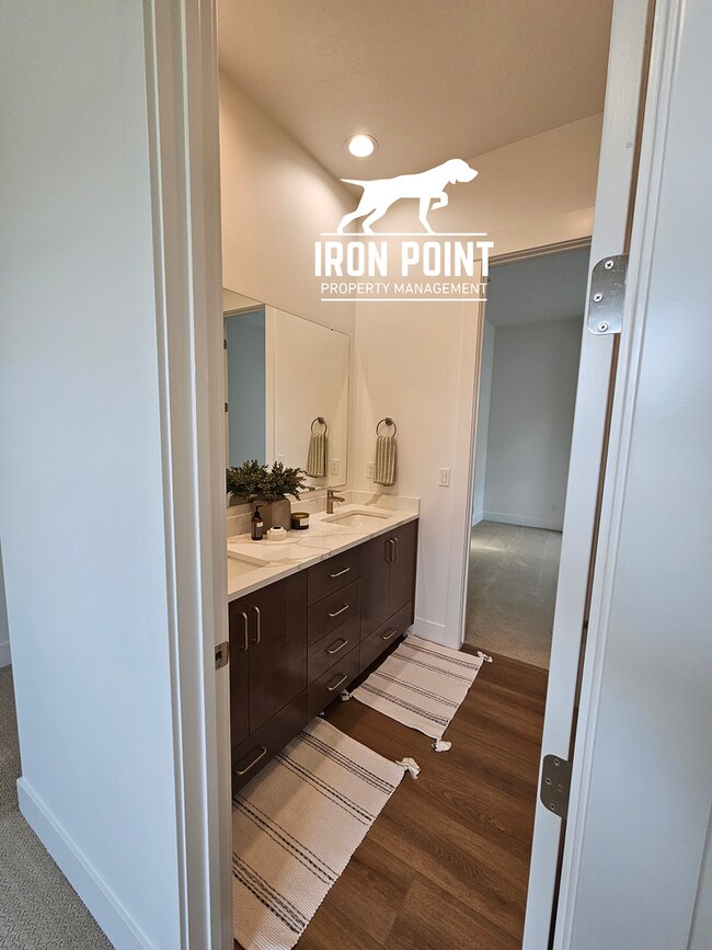 Building Photo - Brand New 4bed/3 bath home w/office, 2 car extended bay garage & all appliances included.
