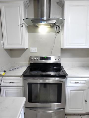 Building Photo - 1018 Vegas Dr