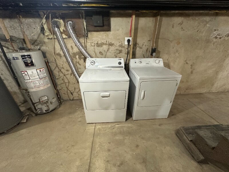 Building Photo - 381-383-383 S 3rd St