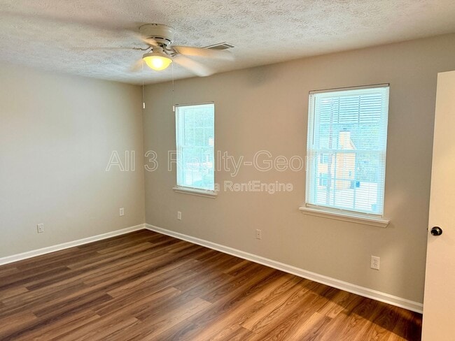 Building Photo - 116 Jackson Dr