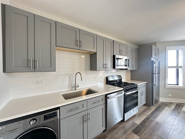 Building Photo - 373 Hazel Ave