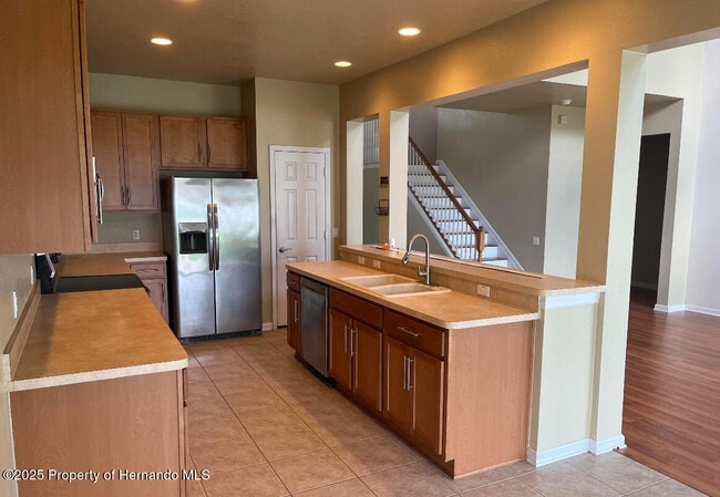 Building Photo - 1079 Purple Flower Ct