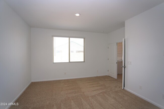 Building Photo - 9210 W Willow Bend Ln