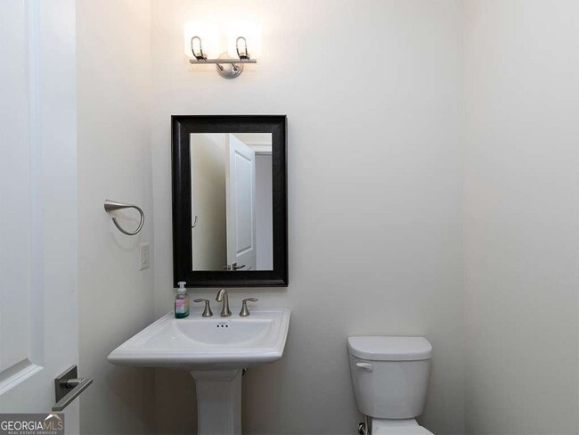 Building Photo - 3394 Bryerstone Cir SE