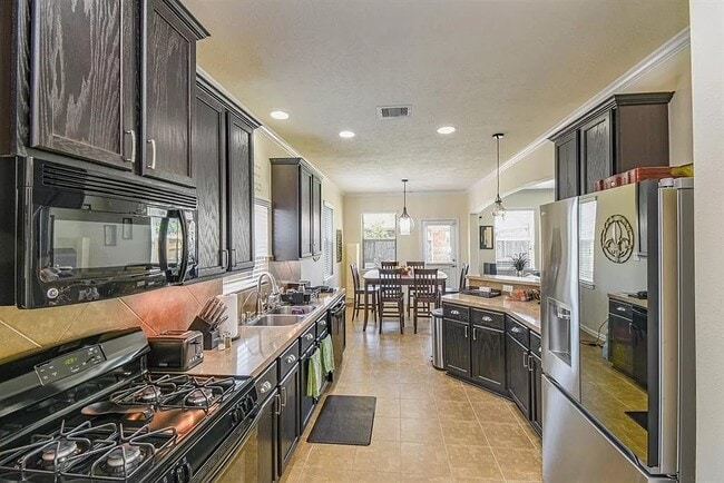 Kitchen - 3035 Fir Meadow Ln