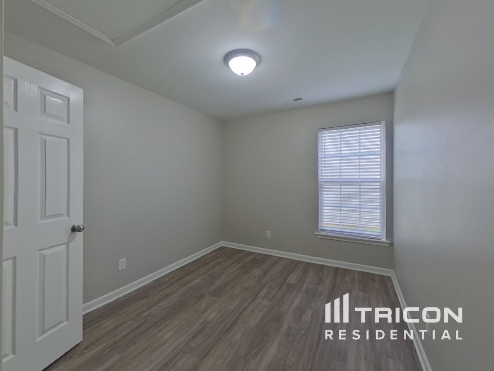 Building Photo - 5411 Peachwood Dr