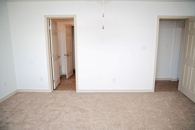 Building Photo - 1336 Bajada St