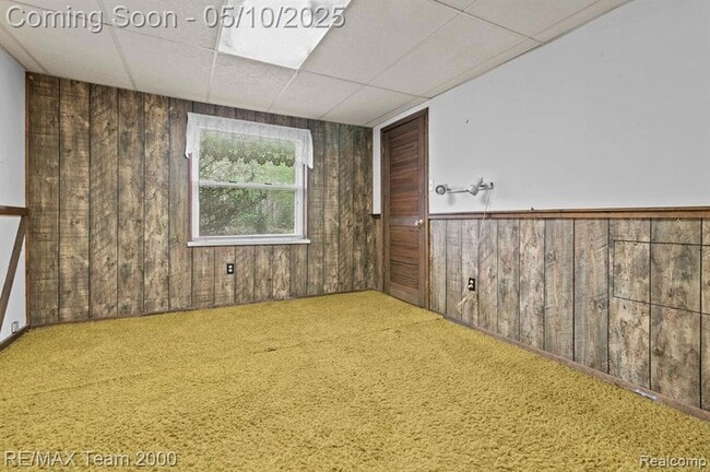 Building Photo - 25152 Fairway Dr