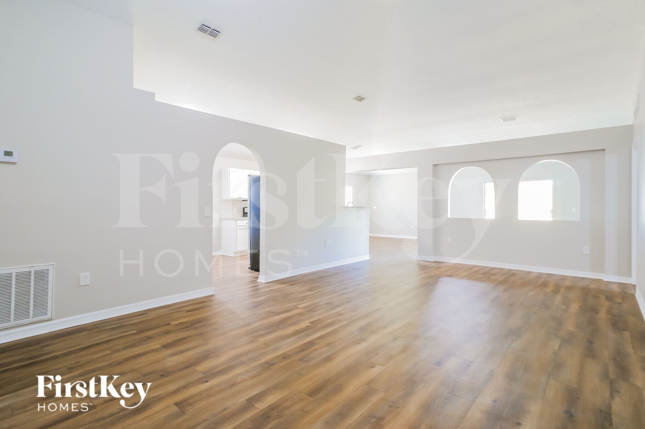 Building Photo - 117 King Arthur Ct