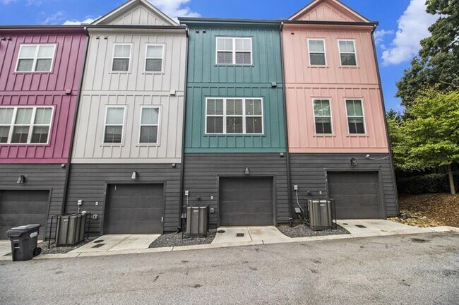 Building Photo - 2016 Bixby Byway Dr SE