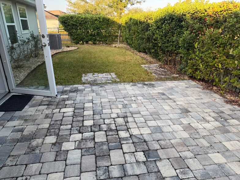 Building Photo - 94003 Woodbrier Cir