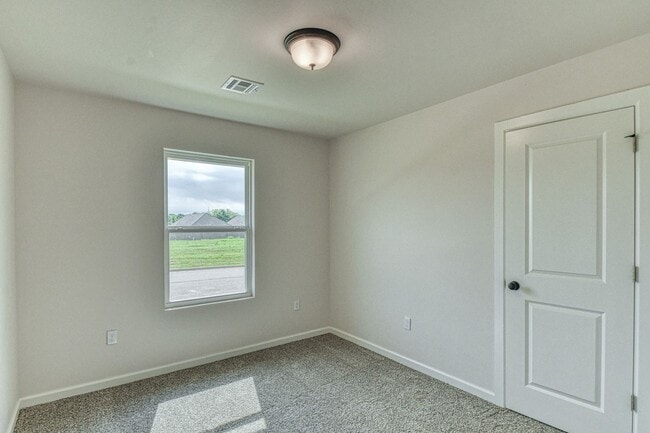 Building Photo - Brand New Construction in Varenna Landing!