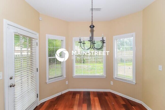 Building Photo - 3 Bedroom Pet-Friendly Home in Cordova, TN with Main Street Renewal